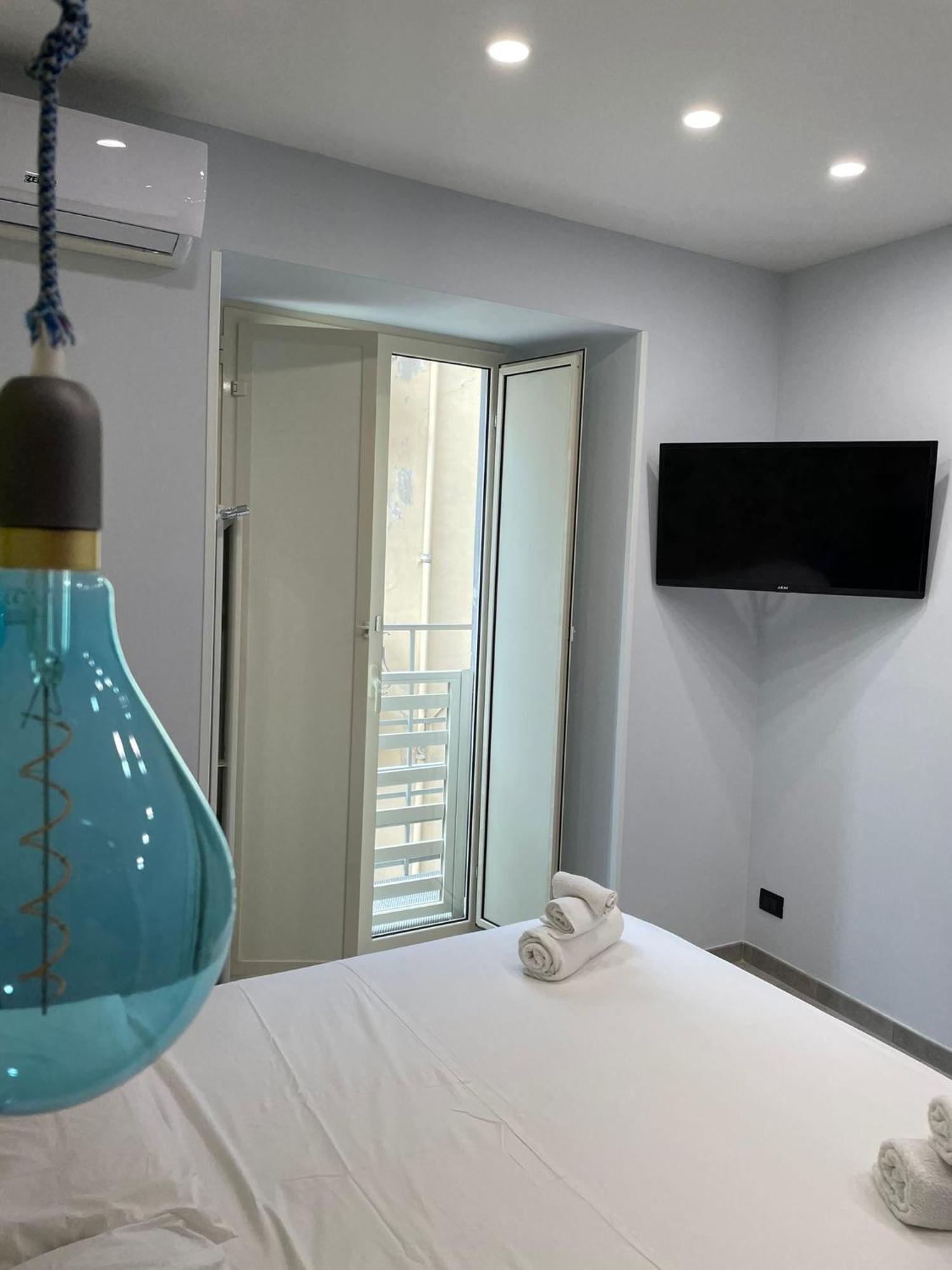 Terrazza Aragon Room And Spa Napoli Exterior foto
